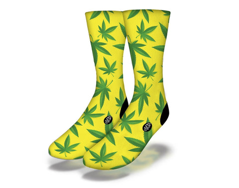 SAVVY SOX YELLOW GREEN WEED LEAVES SOCKS